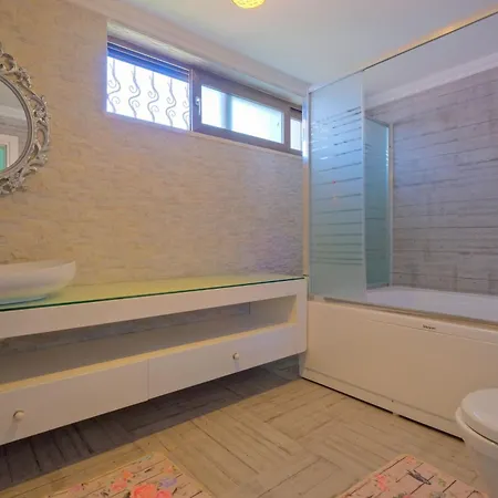 Belis&liya Βίλα *